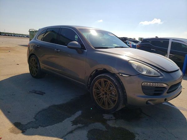 2012 PORSCHE CAYENNE S