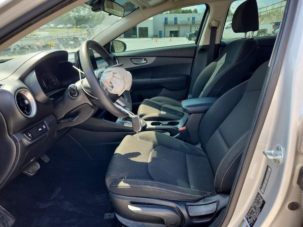 2021 KIA FORTE FE, LXS