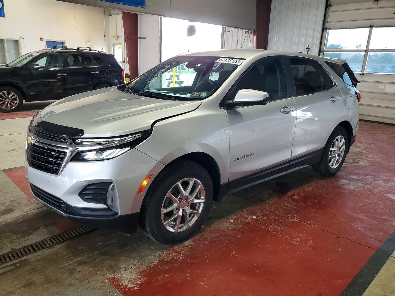 2022 CHEVROLET EQUINOX LT (1LT) — Front 3/4
