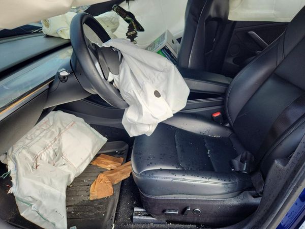 2021 TESLA MODEL 3 — DENT