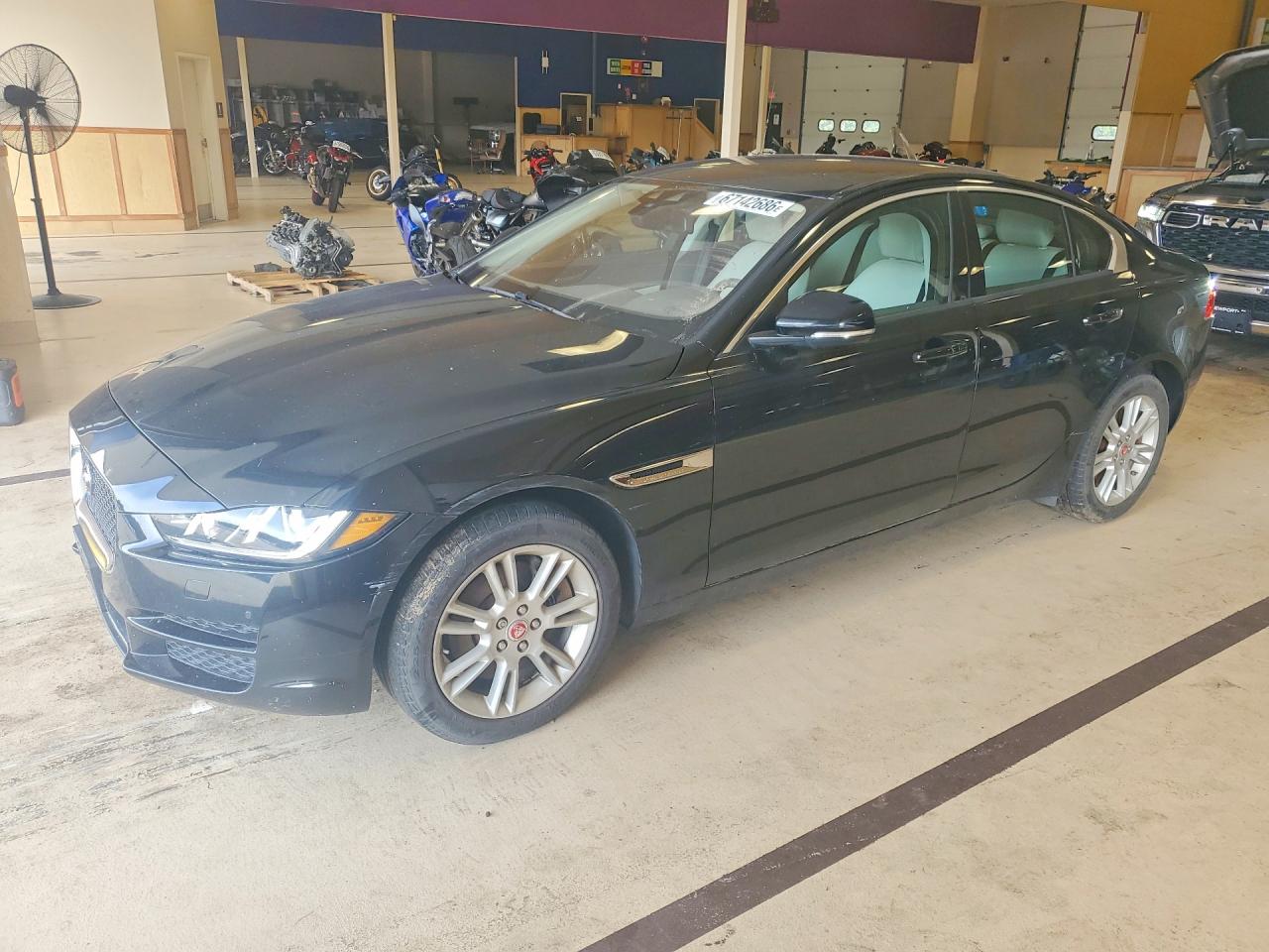 2018 JAGUAR XE