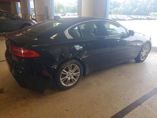 2018 JAGUAR XE