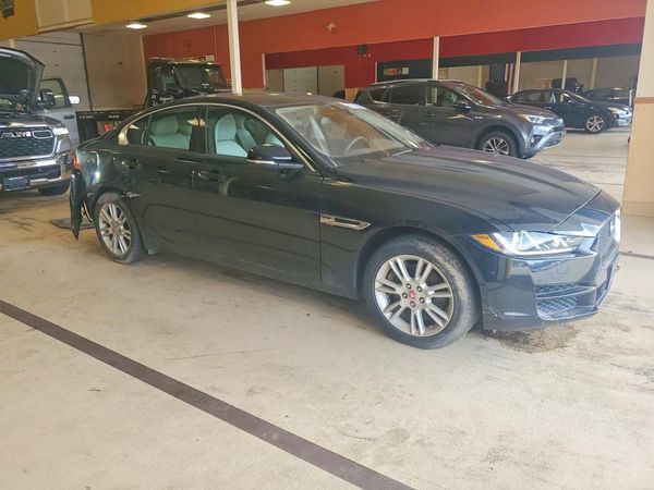 2018 JAGUAR XE