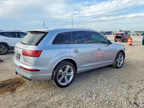 2019 AUDI Q7