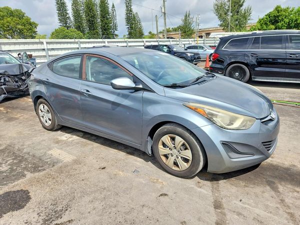 2016 HYUNDAI ELANTRA