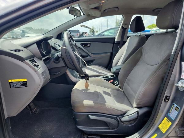 2016 HYUNDAI ELANTRA