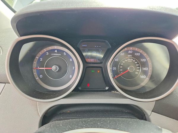 2016 HYUNDAI ELANTRA