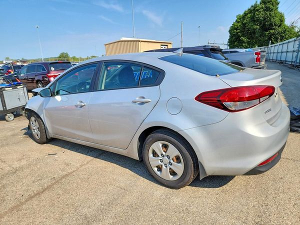 2017 KIA FORTE LX Base
