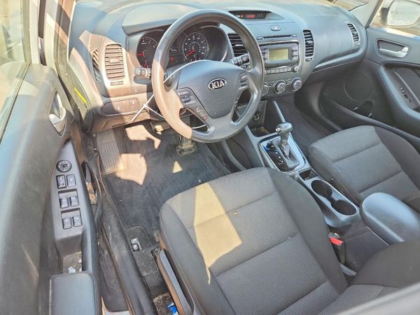 2017 KIA FORTE LX Base