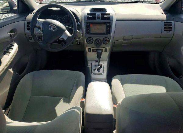 2013 TOYOTA COROLLA