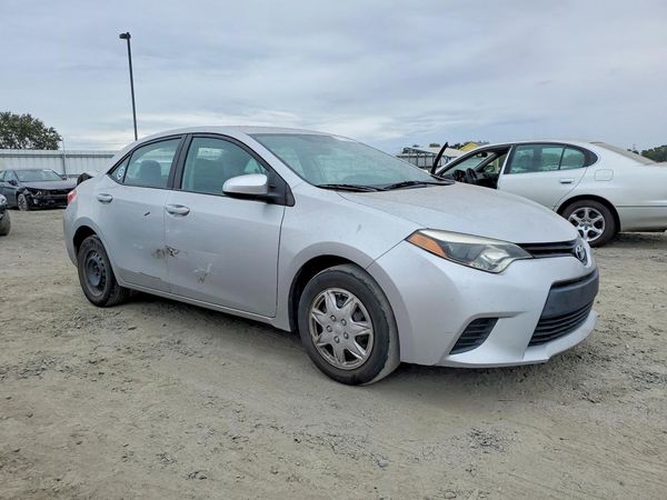 2016 TOYOTA COROLLA