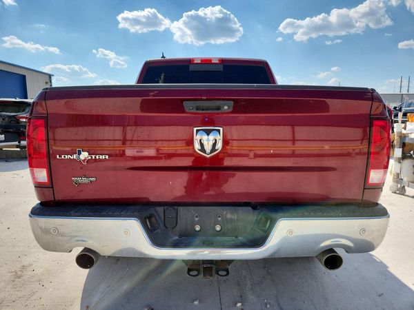 2017 RAM 1500 SLT