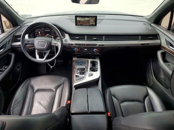 2019 AUDI Q7