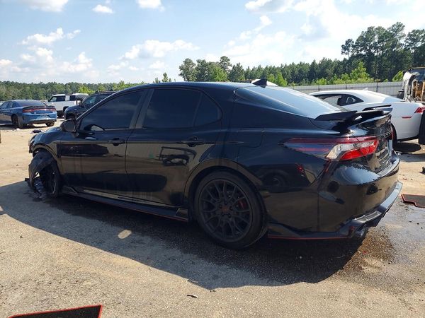 2022 TOYOTA CAMRY