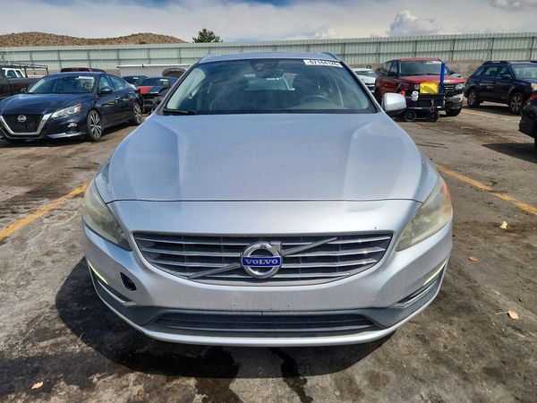 2016 VOLVO V60 SV33 Premier