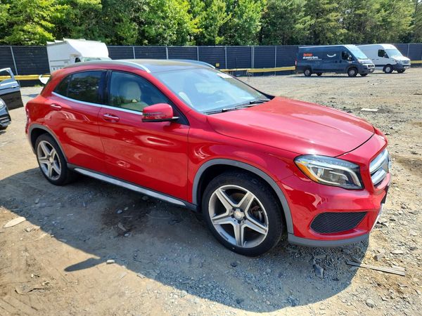 2016 MERCEDES-BENZ GLA