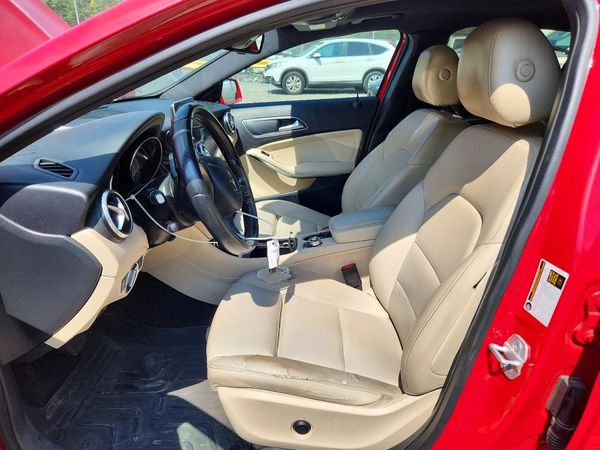 2016 MERCEDES-BENZ GLA