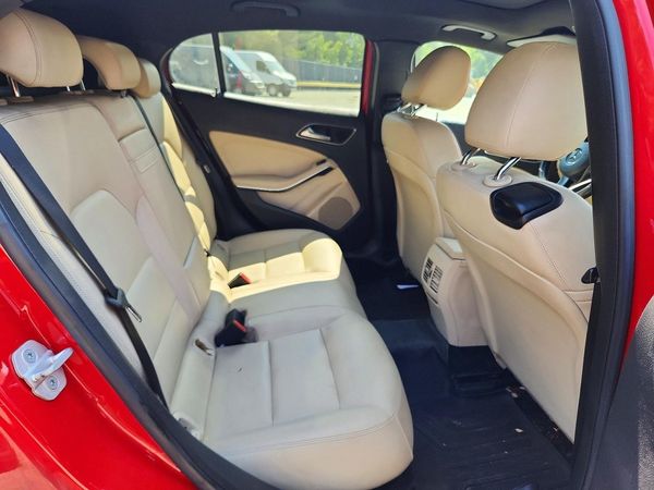 2016 MERCEDES-BENZ GLA