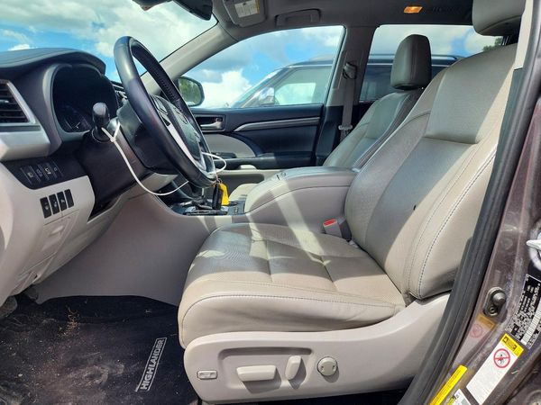 2019 TOYOTA HIGHLANDER