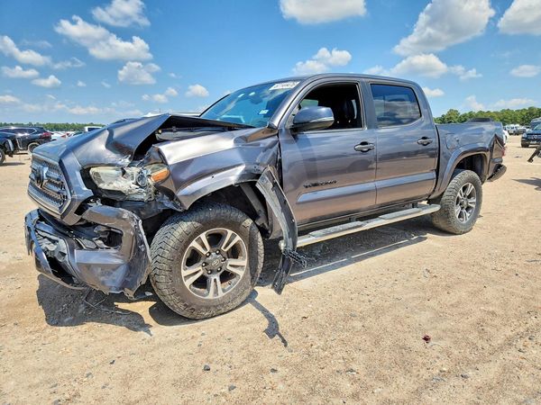 2017 TOYOTA TACOMA