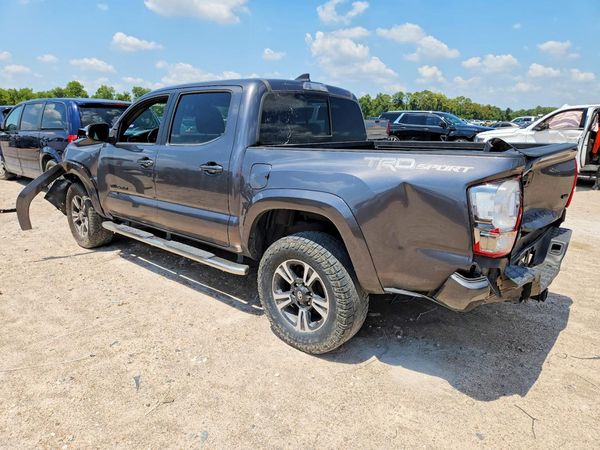 2017 TOYOTA TACOMA