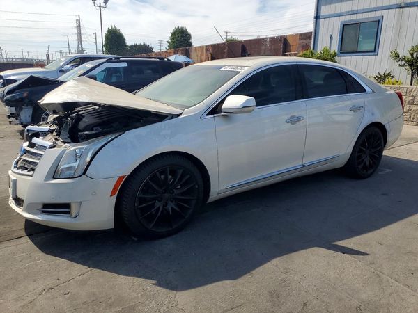 2014 CADILLAC XTS