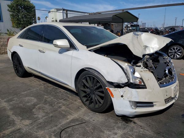2014 CADILLAC XTS