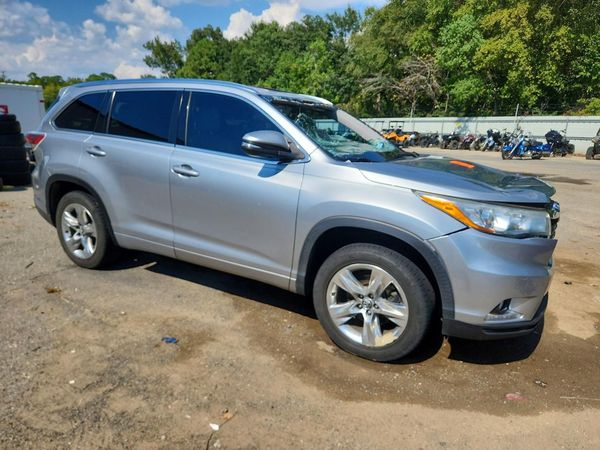 2016 TOYOTA HIGHLANDER