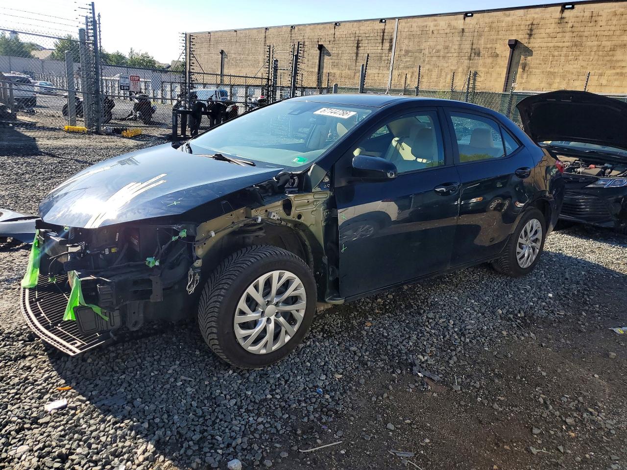 2017 TOYOTA COROLLA