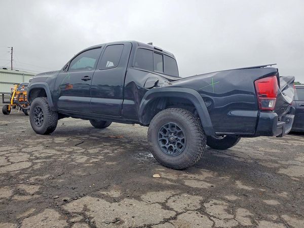 2020 TOYOTA TACOMA SR5