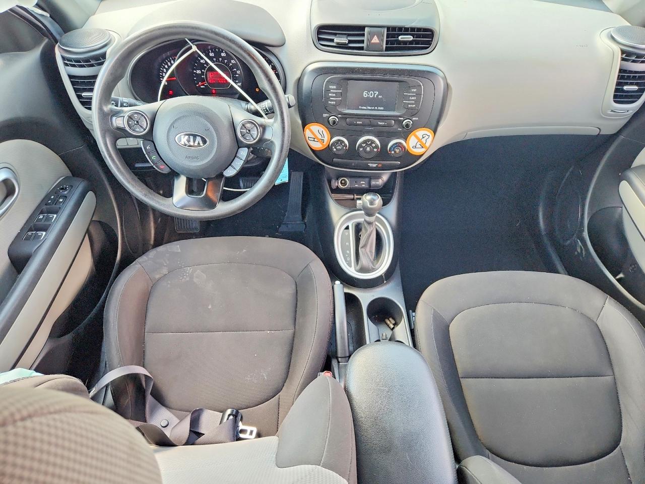 2019 KIA SOUL Base