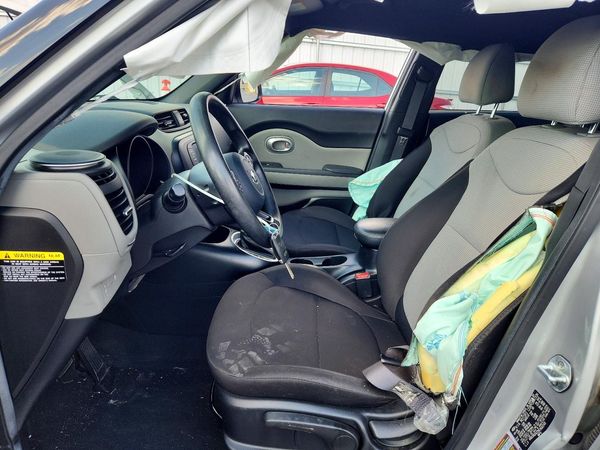 2019 KIA SOUL Base