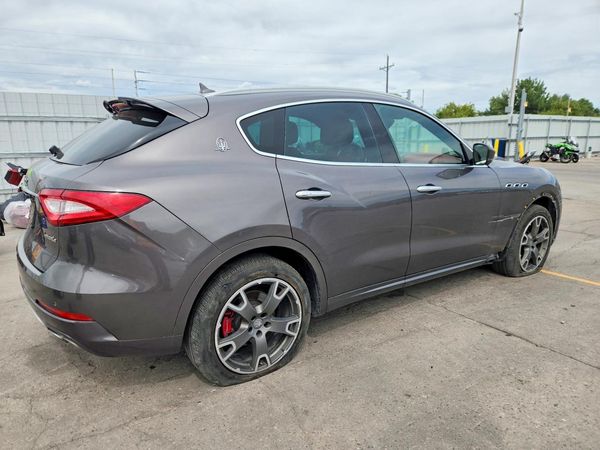 2017 MASERATI LEVANTE