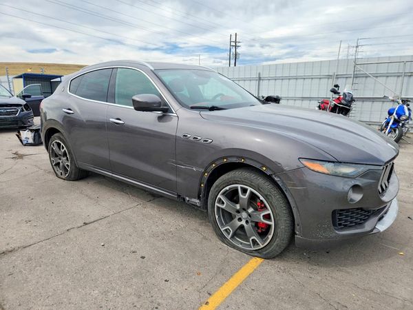 2017 MASERATI LEVANTE