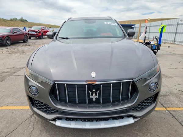 2017 MASERATI LEVANTE