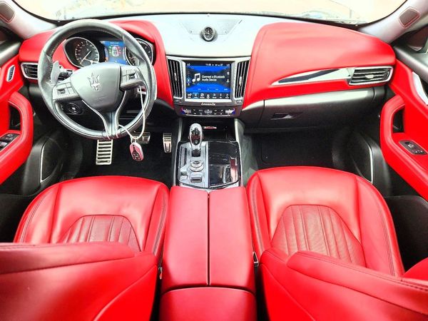 2017 MASERATI LEVANTE