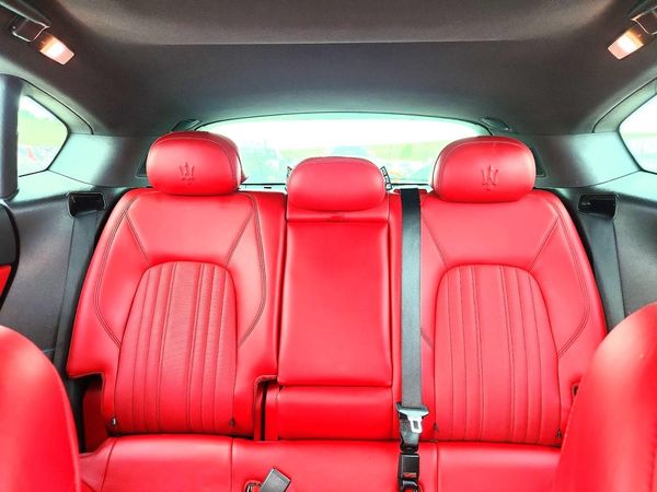 2017 MASERATI LEVANTE