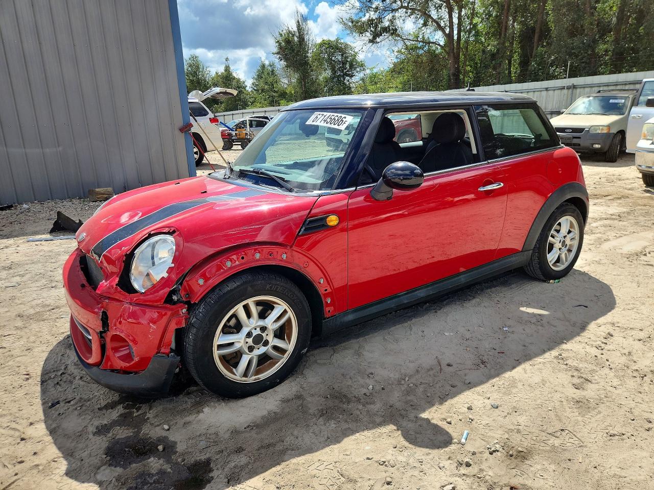 2013 MINI COOPER