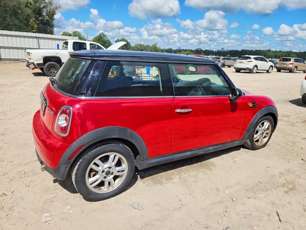 2013 MINI COOPER
