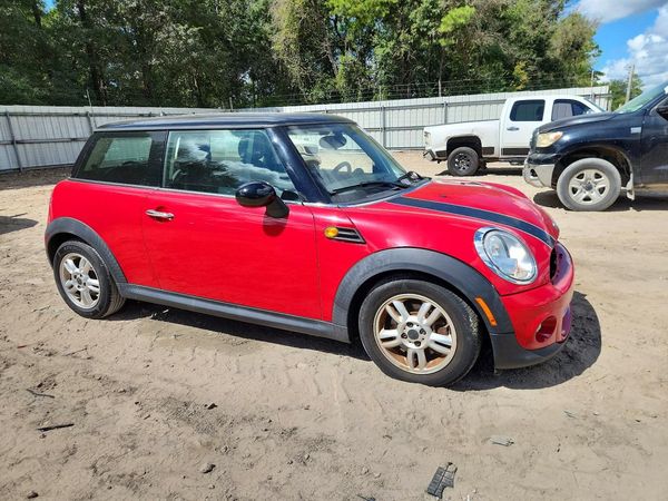 2013 MINI COOPER