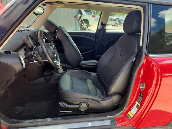 2013 MINI COOPER