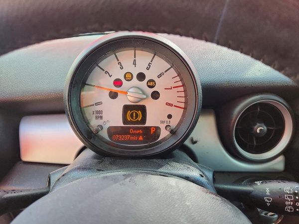 2013 MINI COOPER