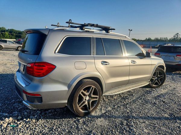 2015 MERCEDES-BENZ GL GL550 4MATIC