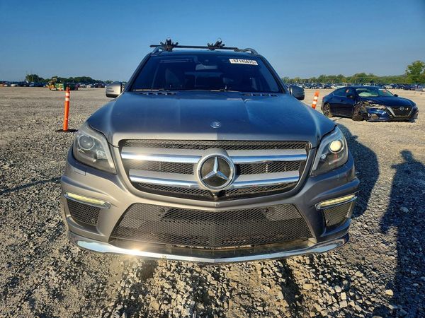 2015 MERCEDES-BENZ GL GL550 4MATIC