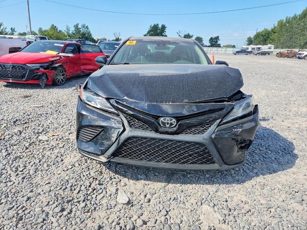 2019 TOYOTA CAMRY