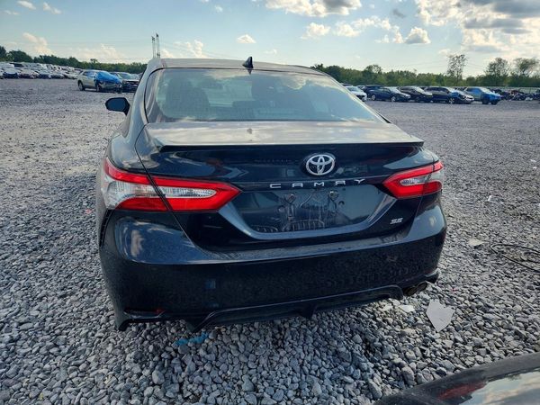 2019 TOYOTA CAMRY