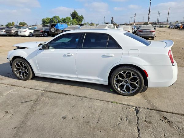 2018 CHRYSLER 300