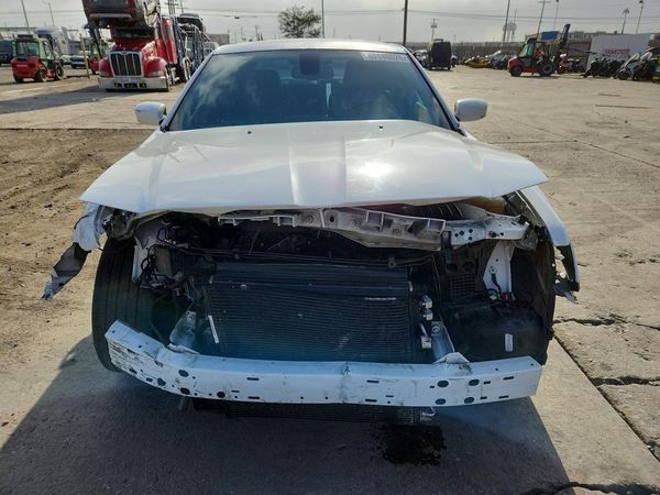2018 CHRYSLER 300