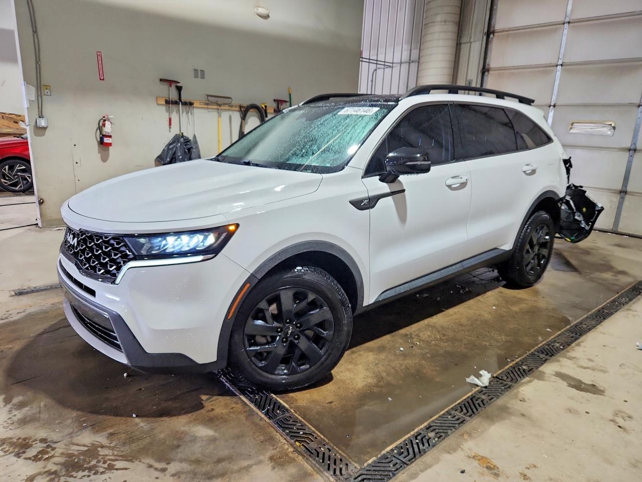 2022 KIA SORENTO S