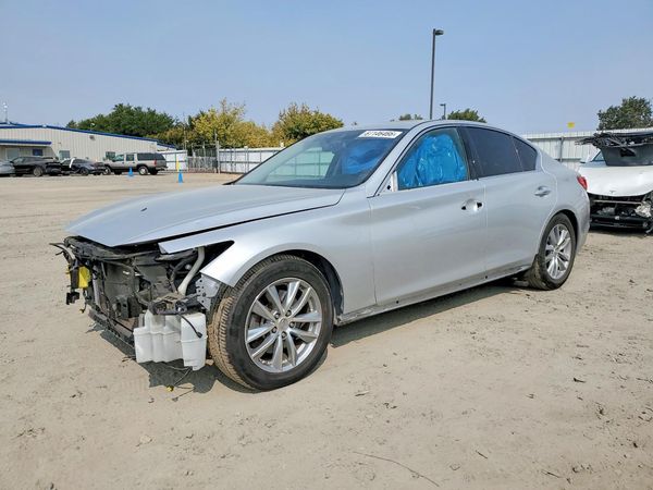 2014 INFINITI Q50